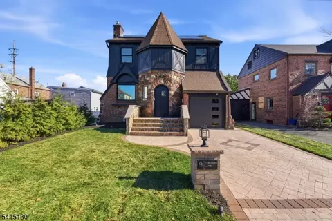 9 New Brier Ln, Clifton, NJ 07012