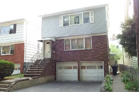 23 Valley St, Newark, NJ 07106