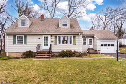 33 Laurel Pl, Caldwell, NJ 07006
