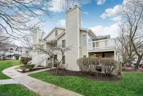 49 Sage Ct, Bedminster, NJ 07921