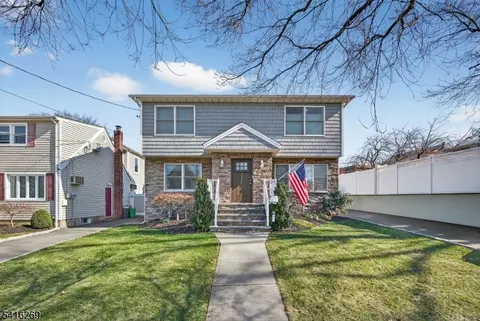 739 5th Ave, Lyndhurst, NJ 07071