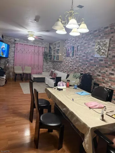 39 5 Sunset Ave, Newark, NJ 07106