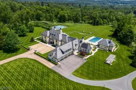 Undisclosed, Far Hills Boro, NJ 07931