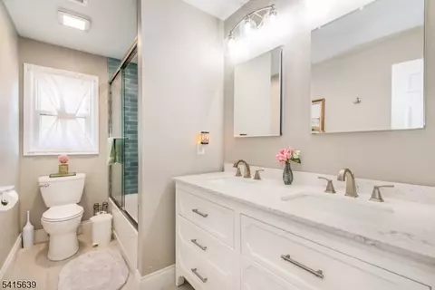 Bath - 2 Rolling View Dr, Hackettstown, NJ 07840 photo 1 of 2