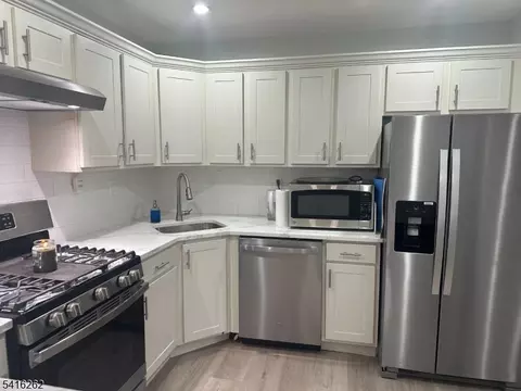 167 Rachel Ct, Franklin Park, NJ 08823
