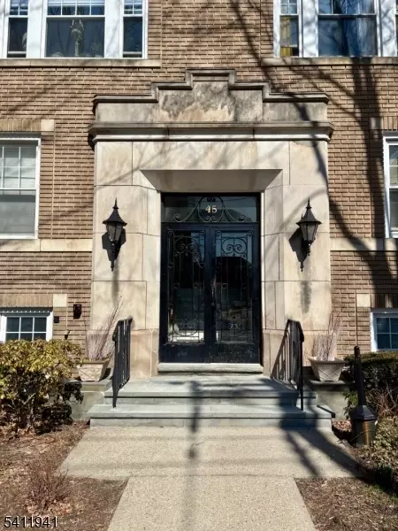 45 Park Ave #5, Bloomfield, NJ 07003