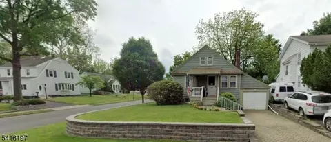 1 Perry Pl, Springfield, NJ 07081