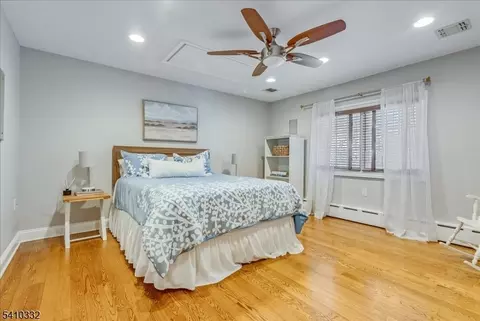 30 High Point Dr, Springfield, NJ 07081 photo 12