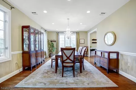 30 High Point Dr, Springfield, NJ 07081 photo 5