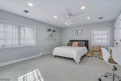 30 High Point Dr, Springfield, NJ 07081 photo 10