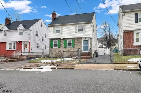 34 Cleveland Ave, Newark, NJ 07106