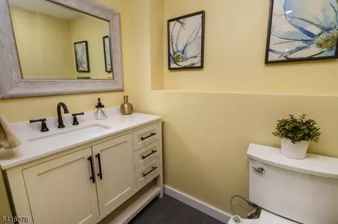 75 Longport Rd, Wayne, NJ 07470 photo 21