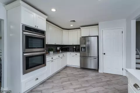 75 Longport Rd, Wayne, NJ 07470 photo 8