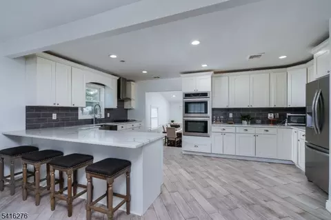 75 Longport Rd, Wayne, NJ 07470 photo 5
