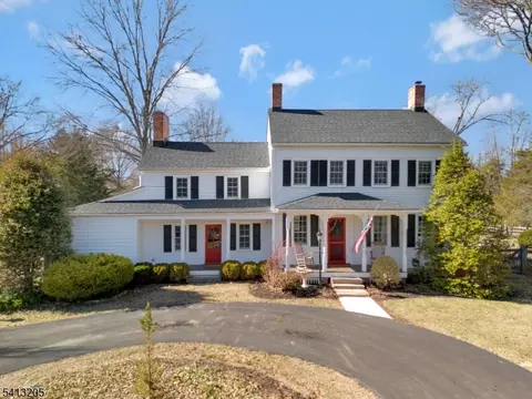 962 Old York Rd, Neshanic Station, NJ 08853