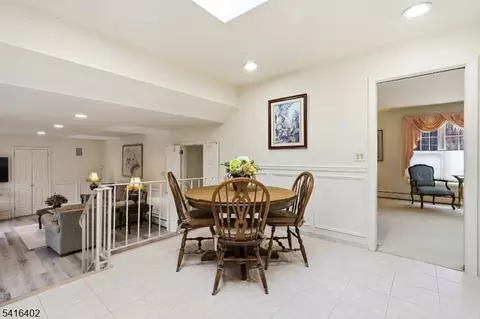 35 Darlington Dr, Wayne, NJ 07470 photo 13