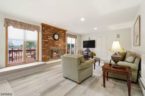 35 Darlington Dr, Wayne, NJ 07470 photo 15