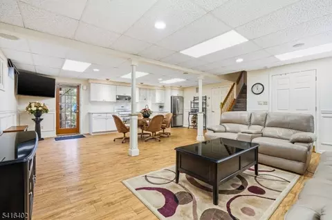 35 Darlington Dr, Wayne, NJ 07470 photo 32