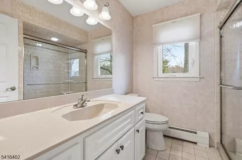 35 Darlington Dr, Wayne, NJ 07470 photo 21