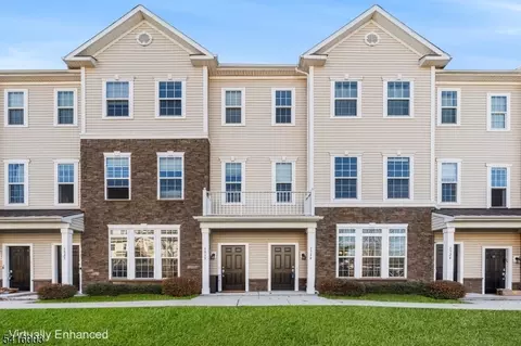 1514 Hudson Cir, Highland Park, NJ 08904
