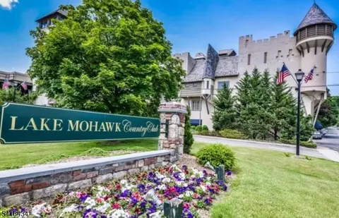 603 W Shore Trl, Sparta Twp, NJ 07871