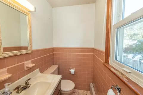 63 Chestnut Dr, Wayne, NJ 07470 photo 17
