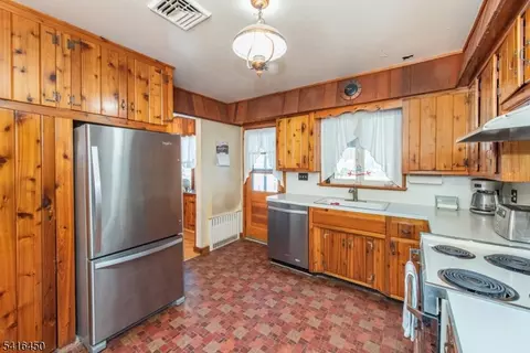 63 Chestnut Dr, Wayne, NJ 07470 photo 12