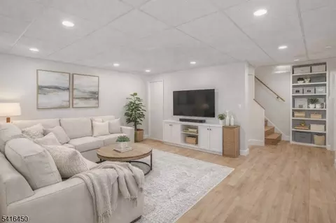 63 Chestnut Dr, Wayne, NJ 07470 photo 30