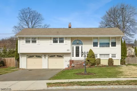 12 Ann St, Verona, NJ 07044