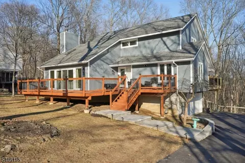 45 Lynn Dr, Byram Twp, NJ 07821