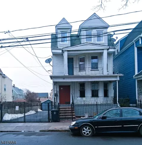 37 Springdale Ave, Newark, NJ 07107