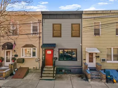 5 W 19th St # A, Weehawken Twp, NJ 07086