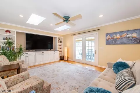 1 Milton Ave, Summit, NJ 07901 photo 12