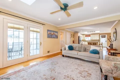 1 Milton Ave, Summit, NJ 07901 photo 13