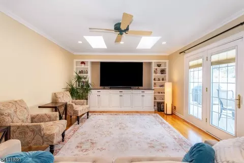 1 Milton Ave, Summit, NJ 07901 photo 11
