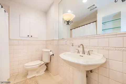1 Milton Ave, Summit, NJ 07901 photo 19