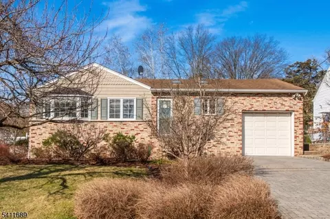 1 Milton Ave, Summit, NJ 07901 photo 2
