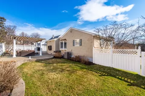 1 Milton Ave, Summit, NJ 07901 photo 25