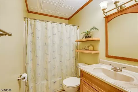 73-81 Mariners Ct, Plainfield, NJ 07063 photo 11
