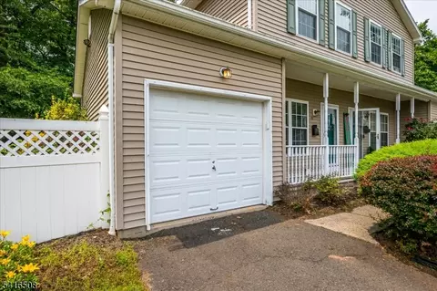 73-81 Mariners Ct, Plainfield, NJ 07063 photo 4