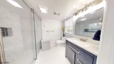 13 Moryan Rd, Edison, NJ 08817 photo 17