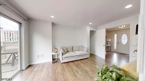 13 Moryan Rd, Edison, NJ 08817 photo 16
