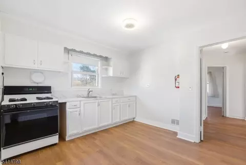 1412 E 2nd St, Plainfield, NJ 07062 photo 7