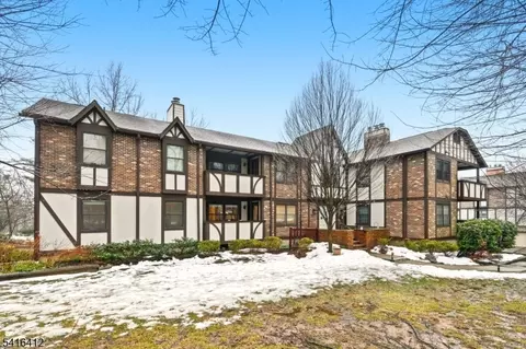 2 Heritage Dr # H, Chatham Twp, NJ 07928