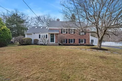 3 Starlight Dr, Morristown, NJ 07960