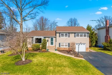 262 Cornwall Rd, Glen Rock, NJ 07452