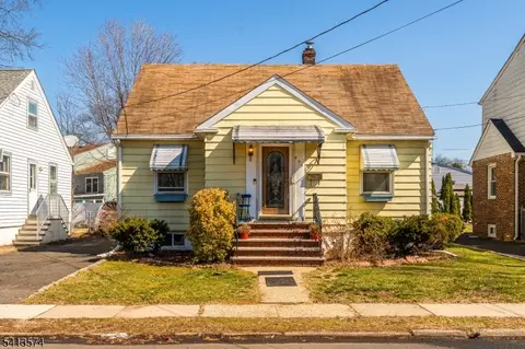 405 Koenig Pl, Rahway, NJ 07065