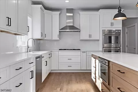 181 Maple Ave, Berkeley Heights, NJ 07922 photo 7