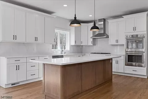 181 Maple Ave, Berkeley Heights, NJ 07922 photo 6