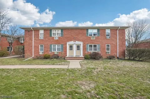 1150 Valley Rd #1B, Wayne, NJ 07470